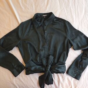 Express sz M Portofini Jade Emerald tie button down satin feel blouse